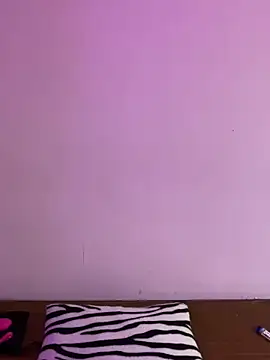 Felicia smok3 online show from 02.15.25