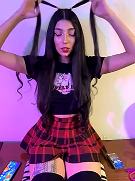 Felicia smok3 online show from 10.02.25