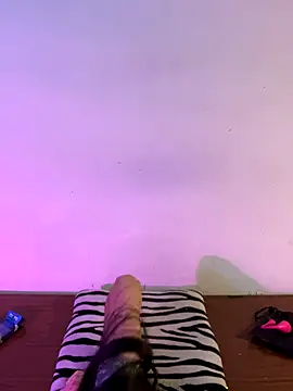 Felicia smok3 online show from 10.16.25