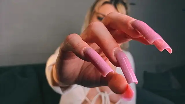 Ashley-Urban online show from 03.29.26