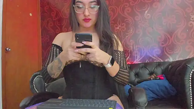 Snapshot of katie_morgan1 chatting on 12.07.24 katie morgan1 online show from 12.07.24