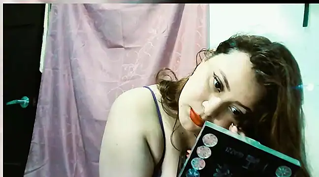 SofiaOlivares online show from 12.04.24
