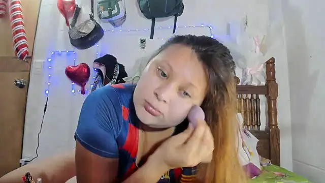 SofiaOlivares online show from 03.10.25