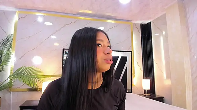 Lia-Anahiz online show from 01.30.25