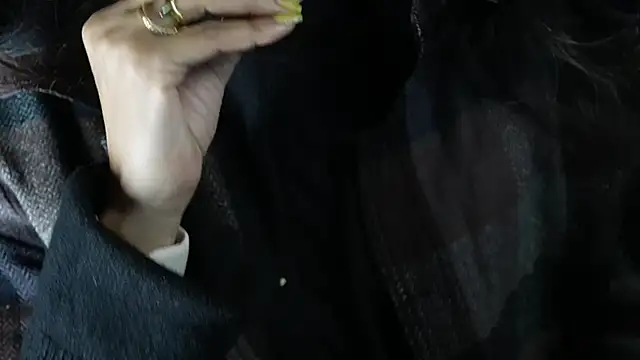 -AyeshaSinghania- online show from 12.27.24