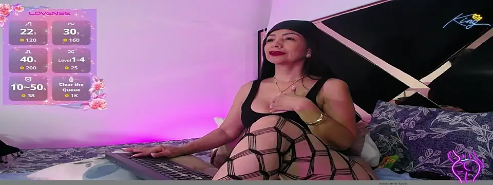 EVA45LOVES online show from 02.03.26