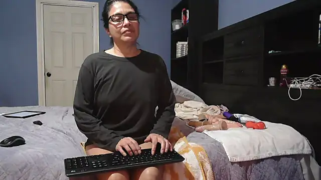 NinasRu online show from 03.20.25