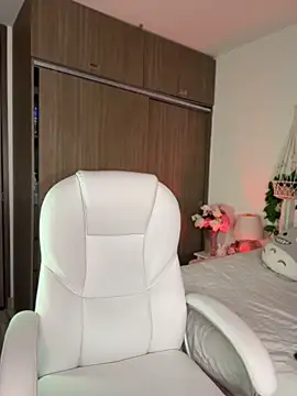 andre queen09 online show from 04.18.26