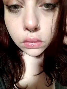 Snapshot of persefone97 chatting on 02.14.25 persefone97 online show from 02.14.25