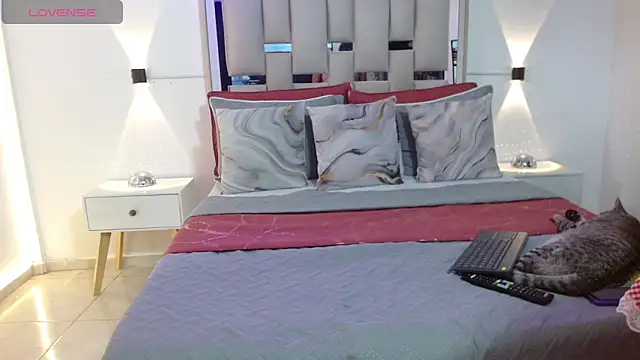 hellen martin online show from 03.25.26