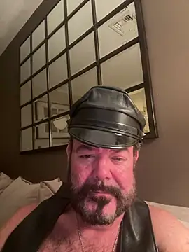 NYCLeatherBoi online show from 01.11.25