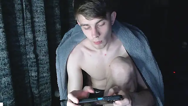 Student Oliver online show from 11.21.25