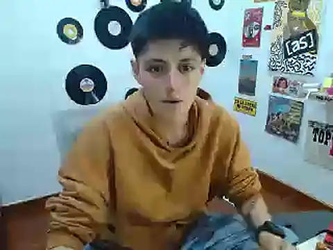 9 Fernanda 9 online show from 03.04.25