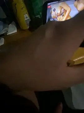 Snapshot of Playing_one chatting on 11.22.25 Playing one online show from 11.22.25