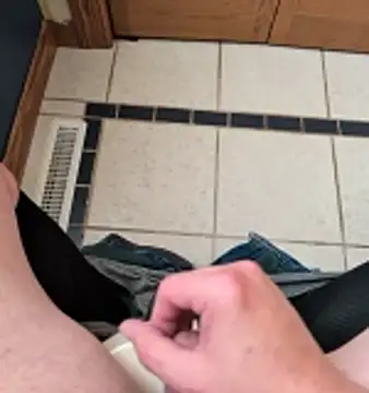 Snapshot of Jackauff69 chatting on 11.28.25 Jackauff69 online show from 11.28.25