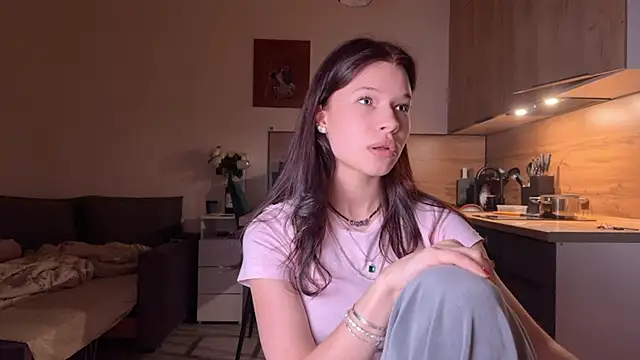 Snapshot of YourOblivion chatting on 09.18.25 YourOblivion online show from 09.18.25