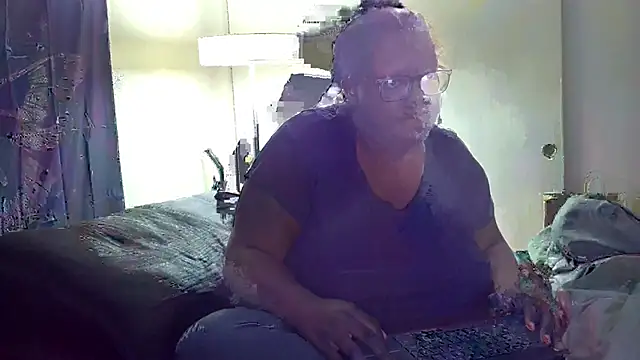 Snapshot of Yagurl__west chatting on 01.12.25 Yagurl west online show from 01.12.25