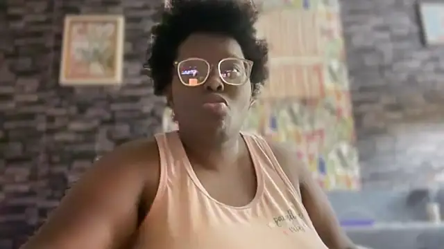 Snapshot of Yagurl__west chatting on 09.27.25 Yagurl west online show from 09.27.25