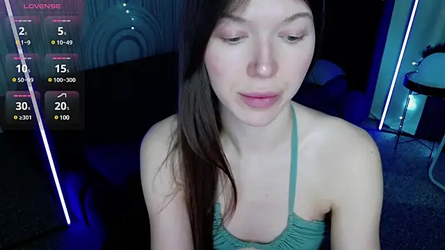 Snapshot of viviann_evans chatting on 01.11.25 viviann evans online show from 01.11.25