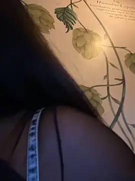 Snapshot of ambar-adaams chatting on 05.14.26 ambar-adaams online show from 05.14.26