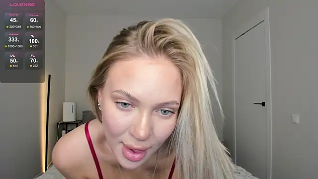sarahphyllis online show from 04.24.26