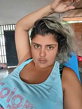Snapshot of AlyDenalioficial chatting on 06.04.26 AlyDenalioficial online show from 06.04.26