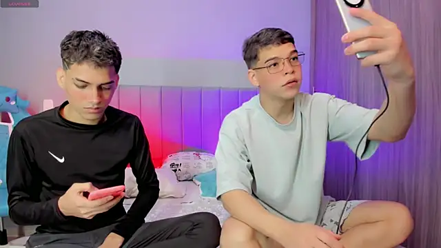 Snapshot of jake_and_joaquin chatting on 03.16.25 jake and joaquin online show from 03.16.25