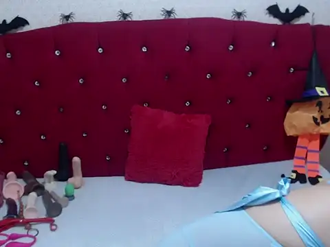 AdaFawxx online show from 10.31.25