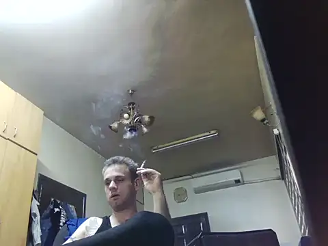 Snapshot of Arabeyes chatting on 03.16.26 Arabeyes online show from 03.16.26