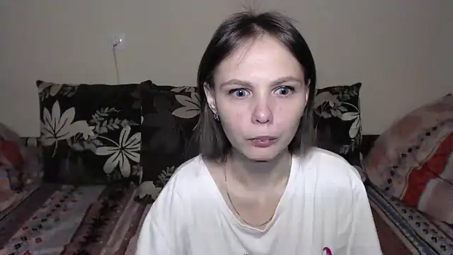 Nika Shiny online show from 02.06.25