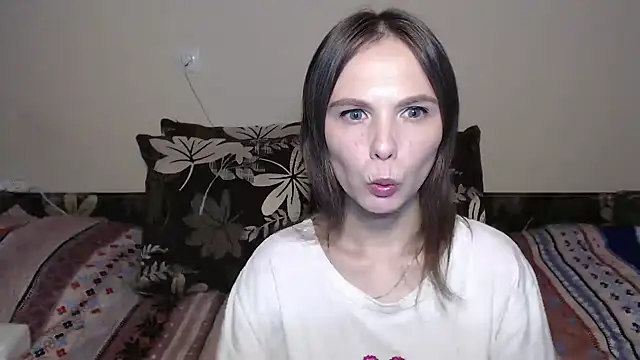 Nika Shiny online show from 02.10.25