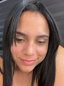 pamela anderson  online show from 12.20.24