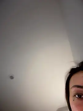 Snapshot of MichelleFerry_ chatting on 01.08.26 MichelleFerry online show from 01.08.26