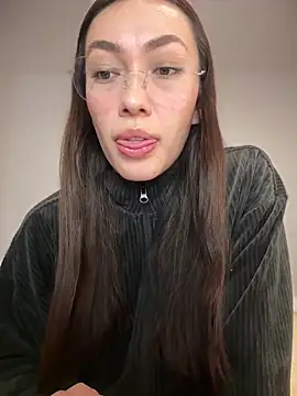 Snapshot of MichelleFerry_ chatting on 02.23.26 MichelleFerry online show from 02.23.26