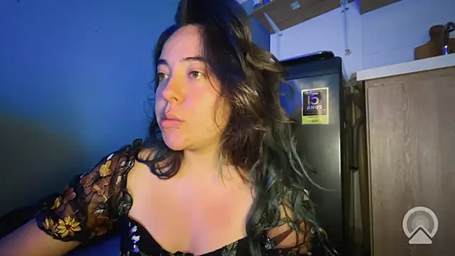 Snapshot of Elberethiel chatting on 12.18.25 Elberethiel online show from 12.18.25