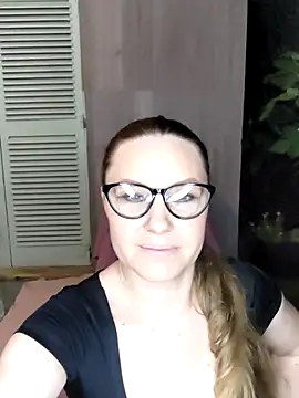 Snapshot of SexyMichellexo chatting on 07.27.26 SexyMichellexo online show from 07.27.26