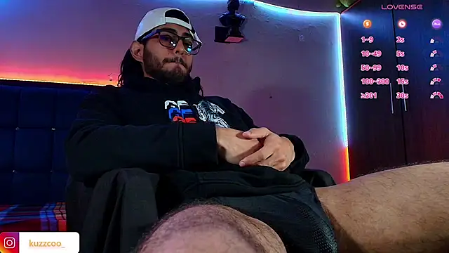 Snapshot of kuzzcoo chatting on 02.06.26 kuzzcoo online show from 02.06.26