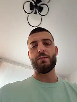 ElChapoGuzman95 online show from 02.12.26