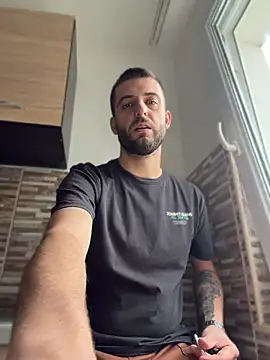 ElChapoGuzman95 online show from 04.09.26