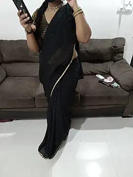 Snapshot of Mounika25 chatting on 08.08.26 Mounika25 online show from 08.08.26