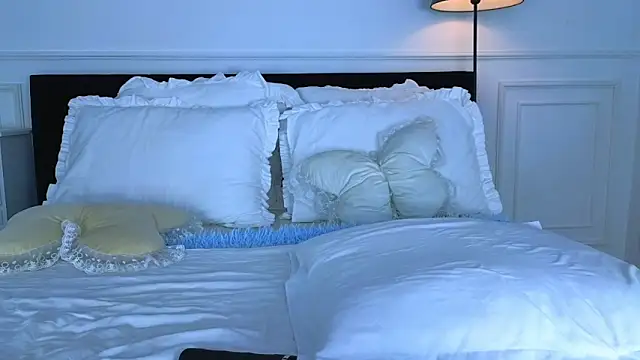 NicoleMarani online show from 03.20.26