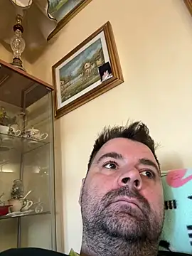 Snapshot of h4cAlex chatting on 12.21.24 h4cAlex online show from 12.21.24