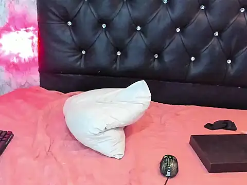 TATIANA LOPEZ19 online show from 01.21.25