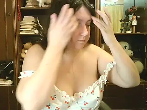 Snapshot of CarrieQPeach chatting on 05.16.26 CarrieQPeach online show from 05.16.26