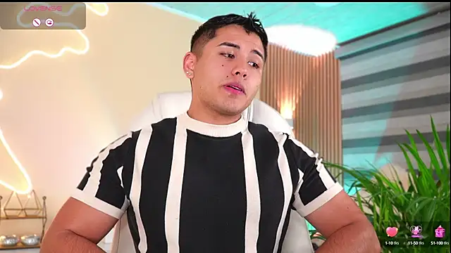 Snapshot of MatiasKorn chatting on 09.13.25 MatiasKorn online show from 09.13.25