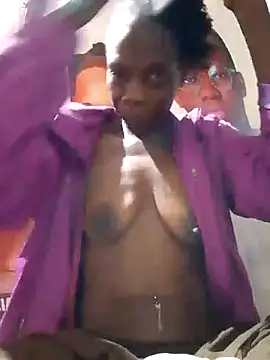 Snapshot of nzanizy chatting on 09.08.25 nzanizy online show from 09.08.25