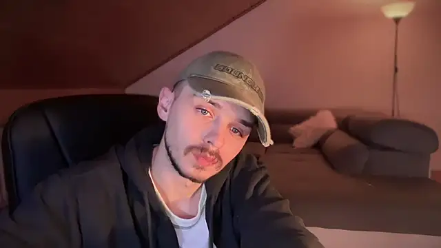 naked psy online show from 02.04.25