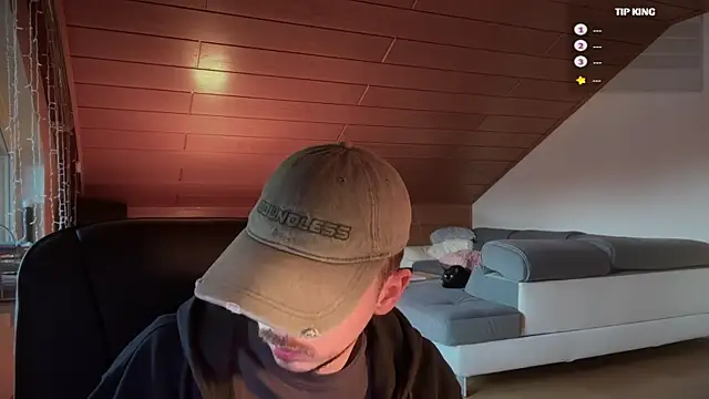 naked psy online show from 02.17.25