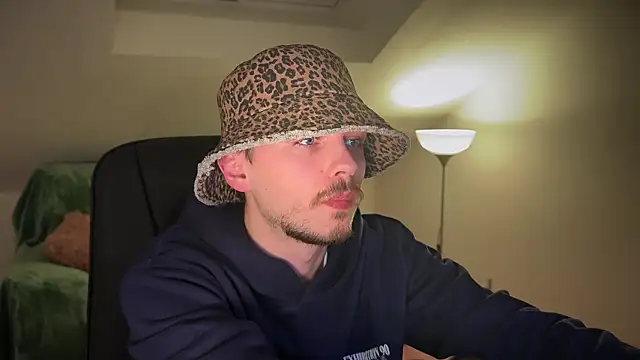 naked psy online show from 03.10.25