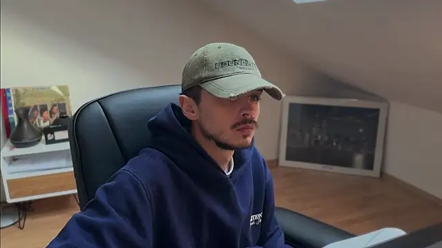 naked psy online show from 11.05.25